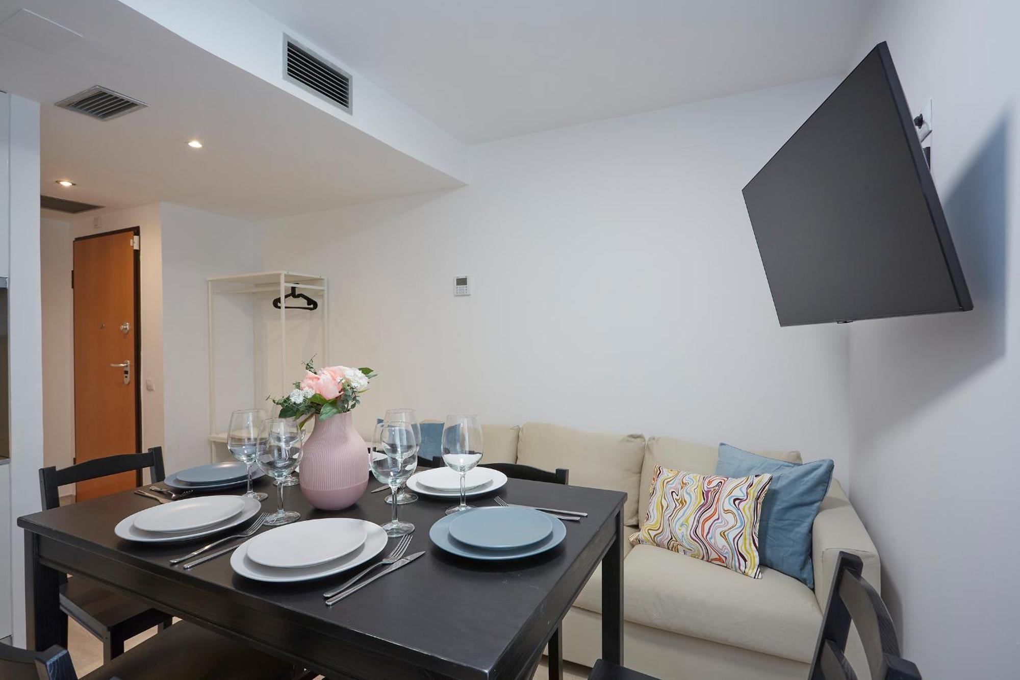 Three Bedroom Two Bathroom Apartment Close To Beach Barcelona Eksteriør bilde
