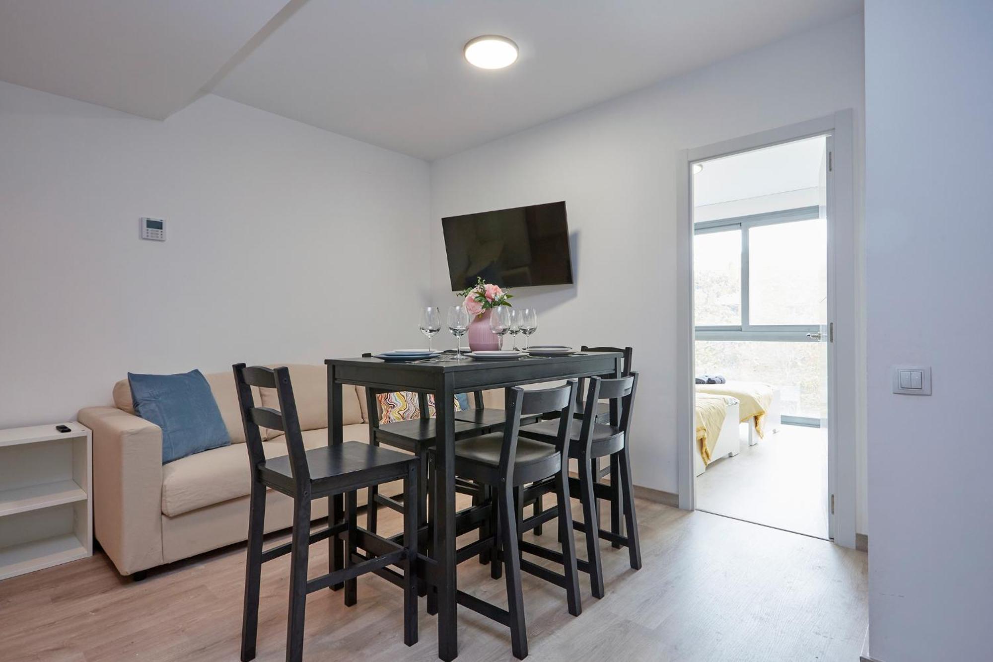 Three Bedroom Two Bathroom Apartment Close To Beach Barcelona Eksteriør bilde
